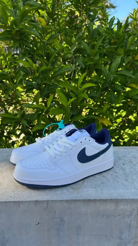 Retro Low 85 "Metalic Blue"